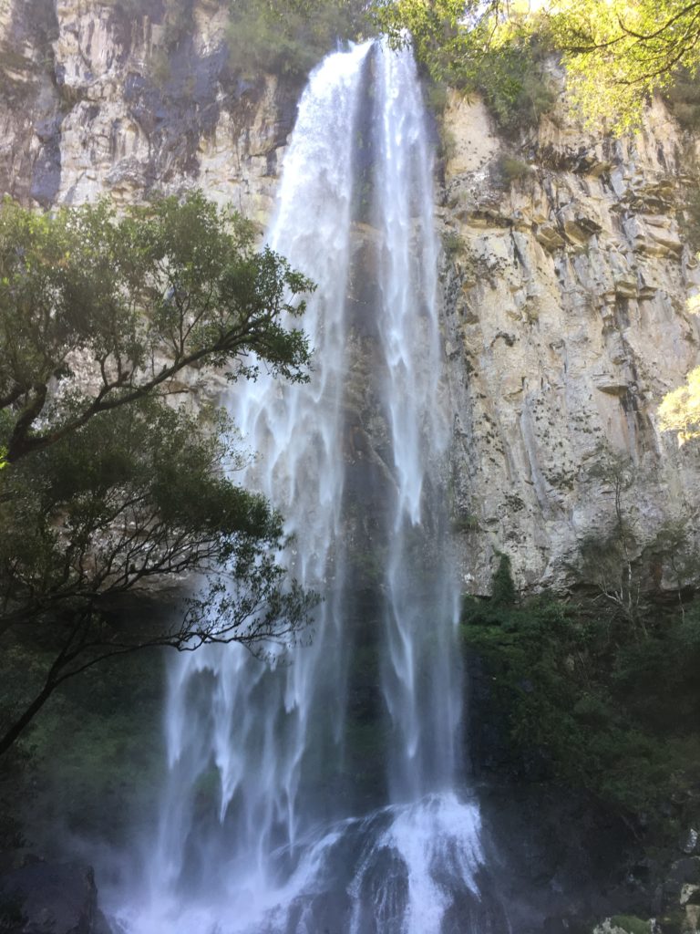 Trilha Cachoeira das Gêmeas Gigantes